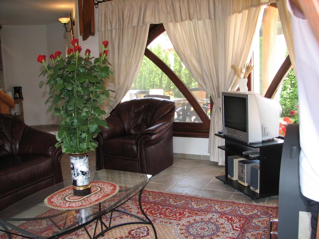 Hajdu Apartman 1. Hajdúszoboszló Habitación foto